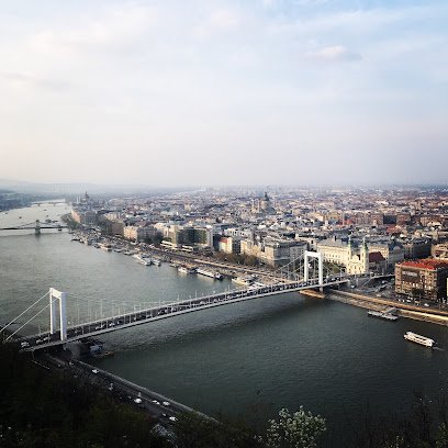 Luxera Travel – Luxury Travel Agency